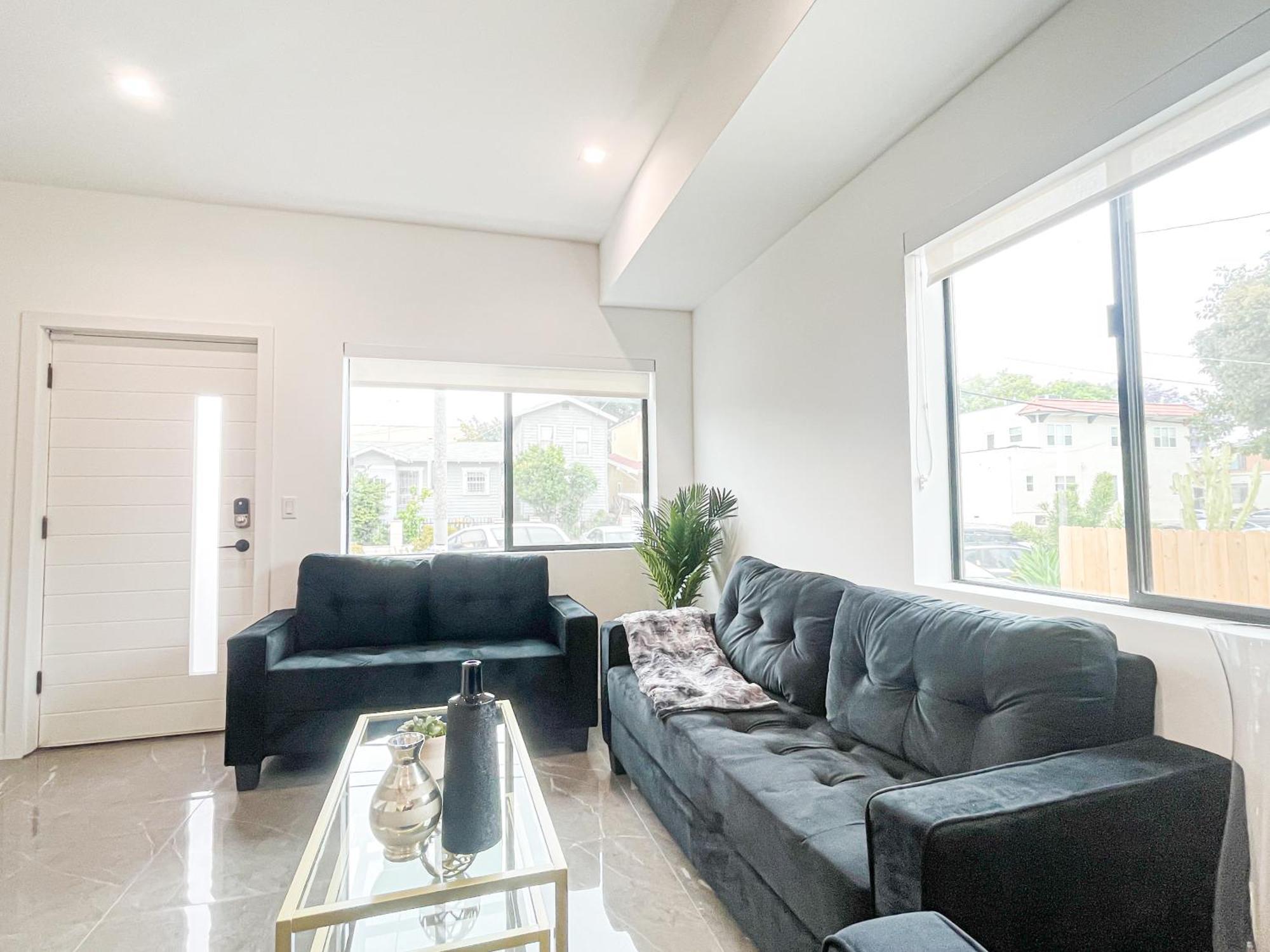 Stylish 4br Townhouse In Mid - Cr2-c2 Сasa de vacaciones Los Ángeles